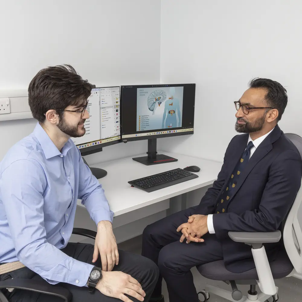 Endocrinologist diagnoses patients, Diabetes and Endocrinology